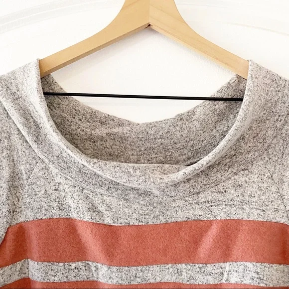 NWT EE:SOME varsity off the shoulder gray long sleeve shirt - Picture 7 of 8